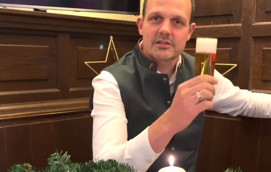 Bild Chef vum Deens ...